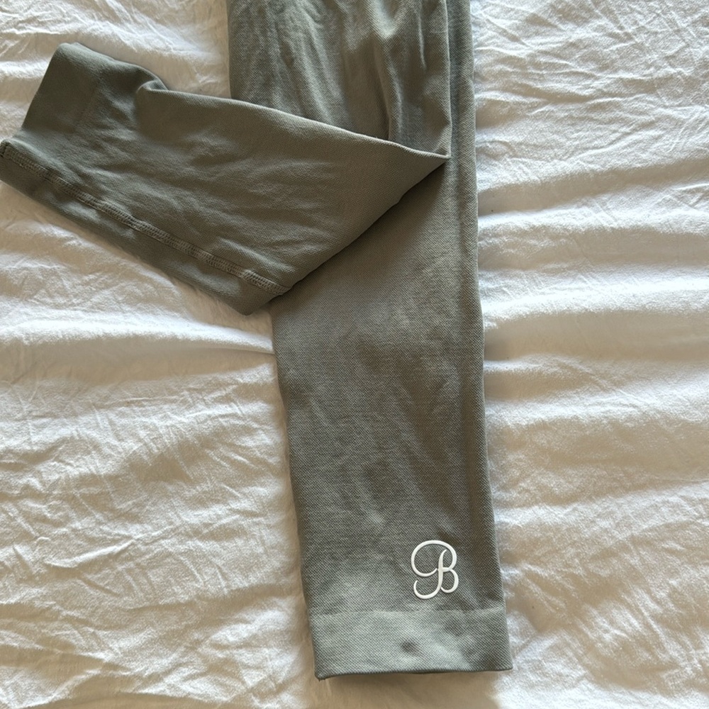 Bombshell cheeky seamless leggings